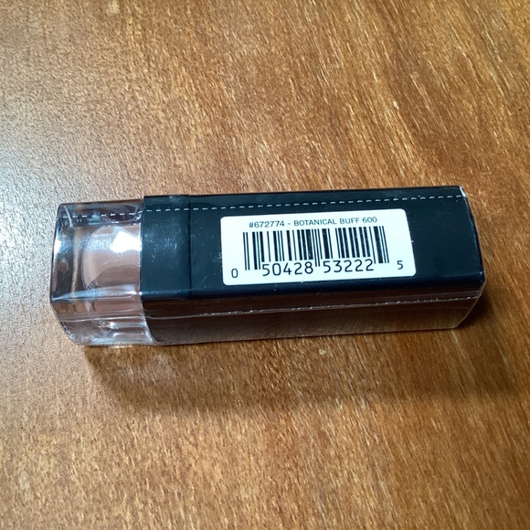 Nuance Salma Hayek True Color Moisture Rich Lipstick Botanical Buff 600 Sealed - Picture 9 of 12